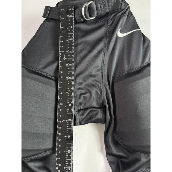 Nike Dri-FIT Boys Football Padded Pants Small S Black 908738-010 Integrated Belt - Picture 5 of 14